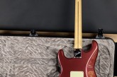Fender American Performer HSS Aubergine-2.jpg